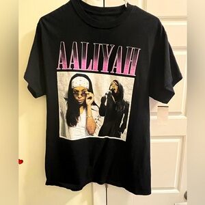 90s Style Aaliyah t-shirt, Size Adult Medium in EUC